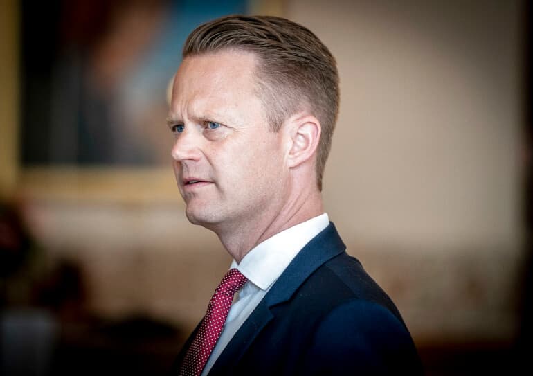 Udenrigsminister tager på grøn charmetur i Kina