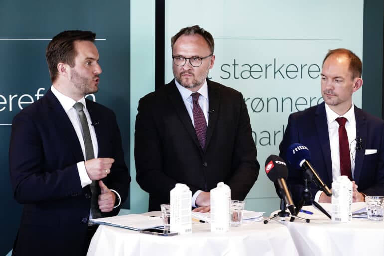 Regeringen vil have ensartet CO<sub>2</sub>-afgift for de fleste