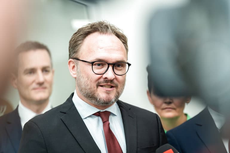 Bredt politisk flertal vil af med gas fra 2035 grundet Rusland