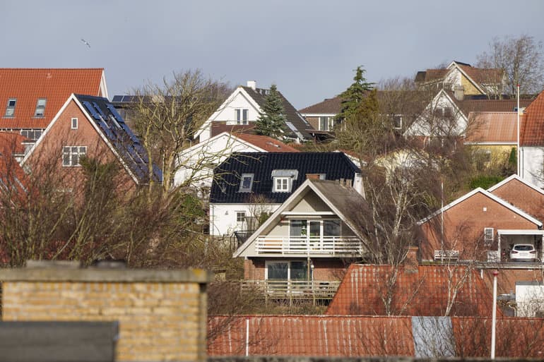 Hver anden vil ikke betale: Men det kan blive dyrt at spare energimærke væk