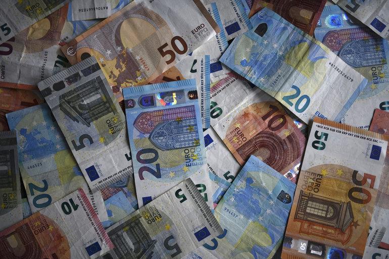 Inflationen tager stort dyk i eurolandene