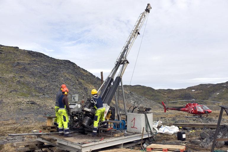 Krav om erstatning på 80 mia. kr. i strid om råstoffer i Grønland